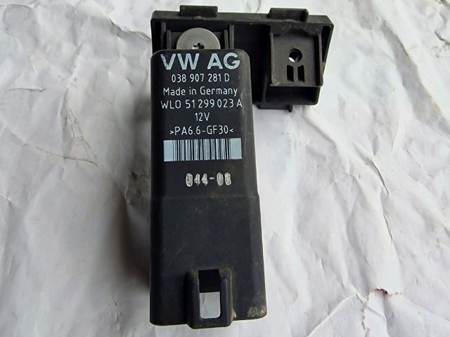 bontott VW CADDY Izzító Relé