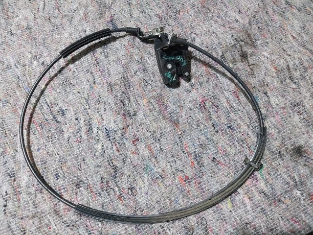 bontott VW CADDY Jobb Csomagtérajtó Zárszerkezet