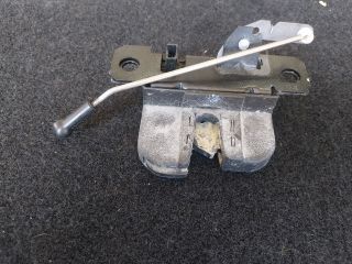 bontott VW CADDY Jobb Csomagtérajtó Zárszerkezet