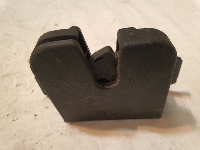 bontott VW CADDY Jobb Csomagtérajtó Zárszerkezet