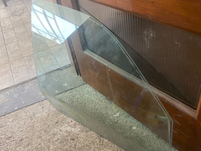 bontott VW CADDY Jobb első Ablak