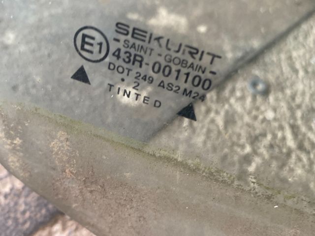 bontott VW CADDY Jobb első Ablak