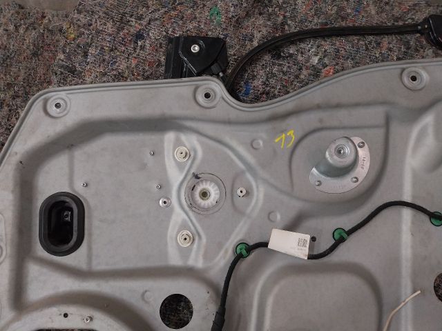 bontott VW CADDY Jobb első Ablakemelő Szerkezet (Elektromos)