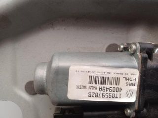 bontott VW CADDY Jobb első Ablakemelő Szerkezet (Elektromos)