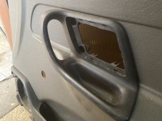 bontott VW CADDY Jobb első Ajtó Kárpit