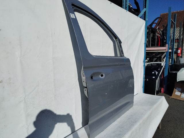 bontott VW CADDY Jobb első Ajtó (Üres lemez)