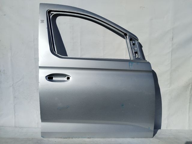 bontott VW CADDY Jobb első Ajtó (Üres lemez)