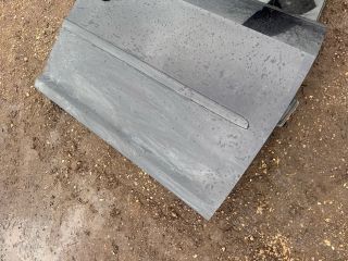 bontott VW CADDY Jobb első Ajtó (Üres lemez)