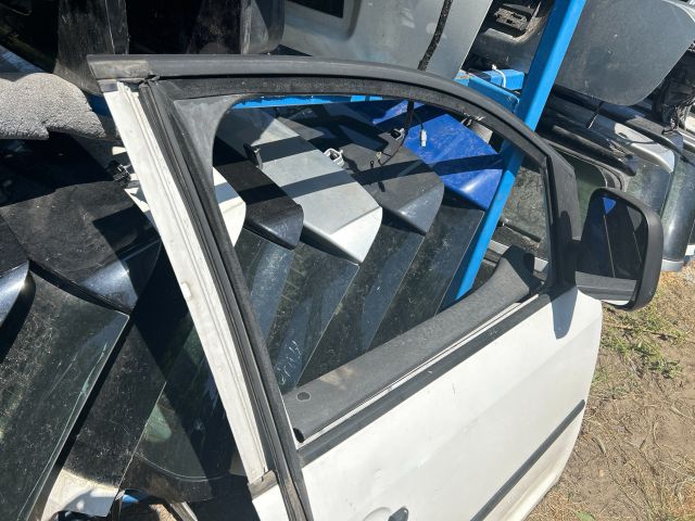 bontott VW CADDY Jobb első Ajtó (Üres lemez)