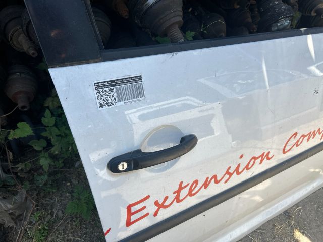 bontott VW CADDY Jobb első Ajtó (Üres lemez)