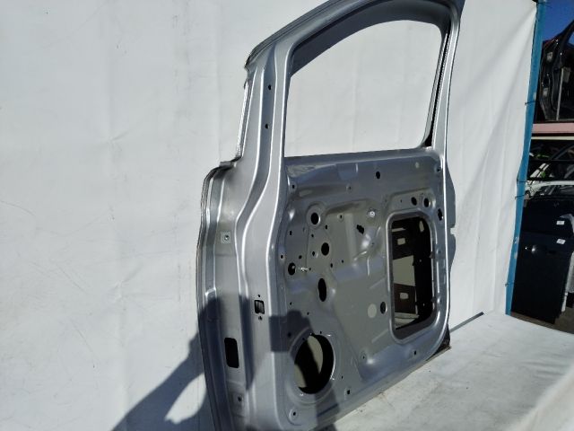 bontott VW CADDY Jobb első Ajtó (Üres lemez)