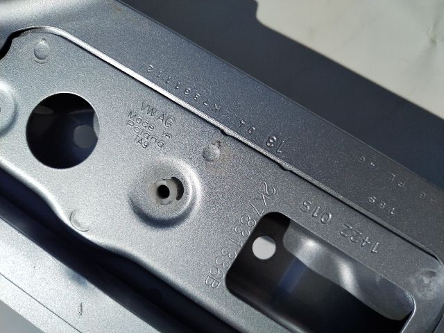 bontott VW CADDY Jobb első Ajtó (Üres lemez)