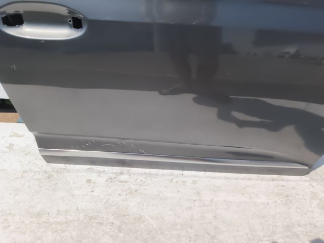 bontott VW CADDY Jobb első Ajtó (Üres lemez)