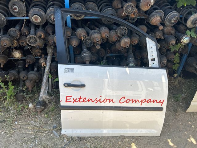 bontott VW CADDY Jobb első Ajtó (Üres lemez)