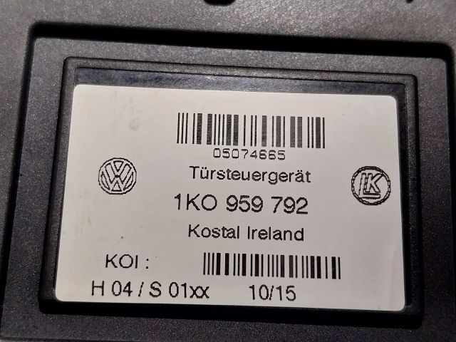 bontott VW CADDY Jobb első Ajtó Vezérlőegység