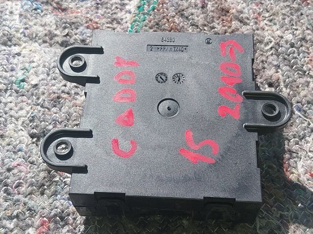 bontott VW CADDY Jobb első Ajtó Vezérlőegység