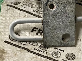 bontott VW CADDY Jobb első Alsó Zsanér