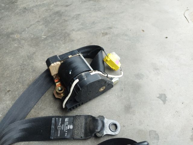 bontott VW CADDY Jobb első Biztonsági Öv