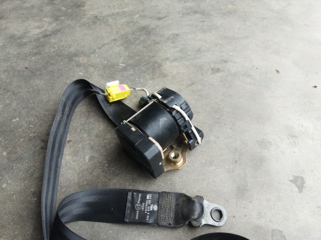 bontott VW CADDY Jobb első Biztonsági Öv