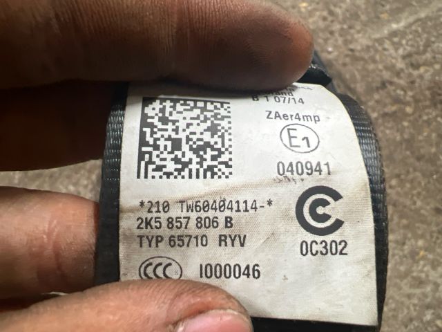 bontott VW CADDY Jobb első Biztonsági Öv