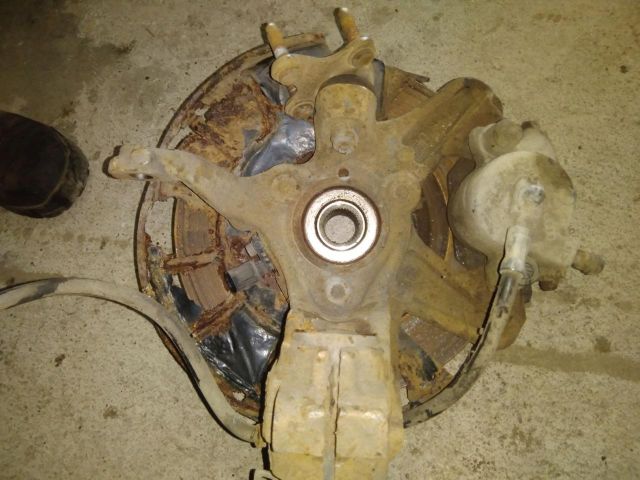 bontott VW CADDY Jobb első Csonkállvány Kerékaggyal