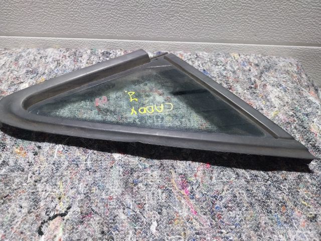 bontott VW CADDY Jobb első Fixüveg (Ajtóban)