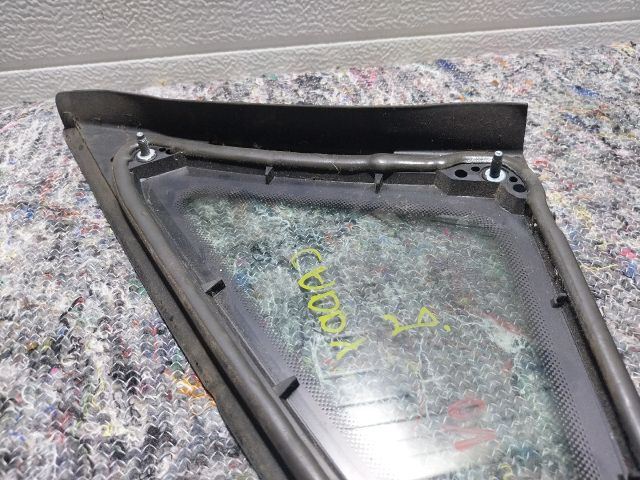 bontott VW CADDY Jobb első Fixüveg (Ajtóban)