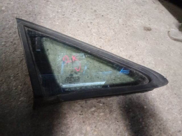 bontott VW CADDY Jobb első Fixüveg (Ajtóban)