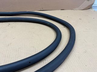 bontott VW CADDY Jobb első Gumikéder