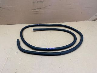 bontott VW CADDY Jobb első Gumikéder