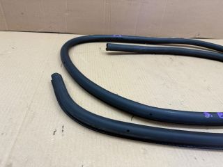 bontott VW CADDY Jobb első Gumikéder