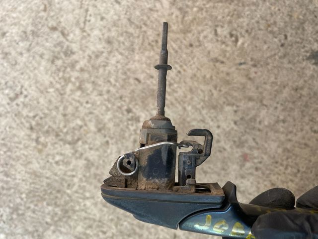 bontott VW CADDY Jobb első Külső Kilincs