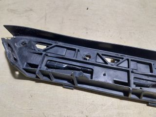 bontott VW CADDY Jobb első Lökhárító Tartó (Műanyag)