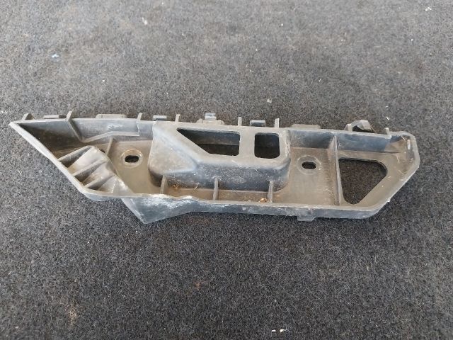 bontott VW CADDY Jobb első Oldal Lökhárító Tartó (Műanyag)