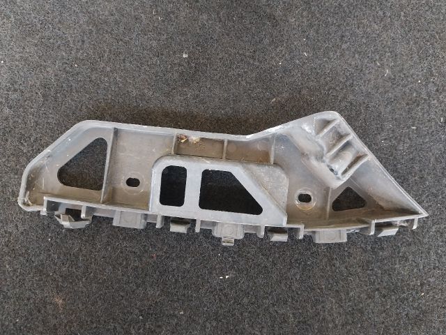 bontott VW CADDY Jobb első Oldal Lökhárító Tartó (Műanyag)