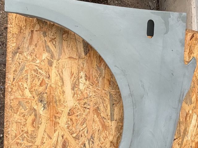 bontott VW CADDY Jobb első Sárvédő