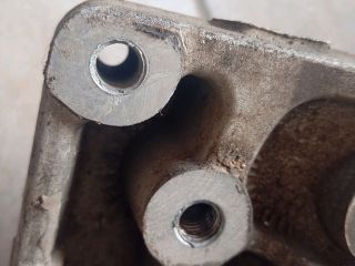 bontott VW CADDY Jobb első Segédkeret Kitámasztó