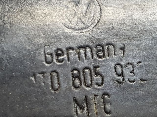 bontott VW CADDY Jobb Fényszóró Tartó