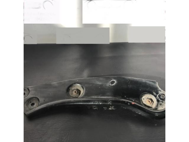 bontott VW CADDY Jobb Fényszóró Tartó