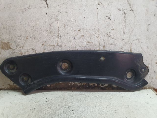 bontott VW CADDY Jobb Fényszóró Tartó