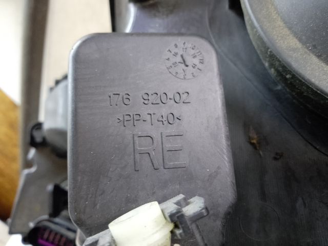 bontott VW CADDY Jobb Fényszóró