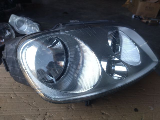 bontott VW CADDY Jobb Fényszóró