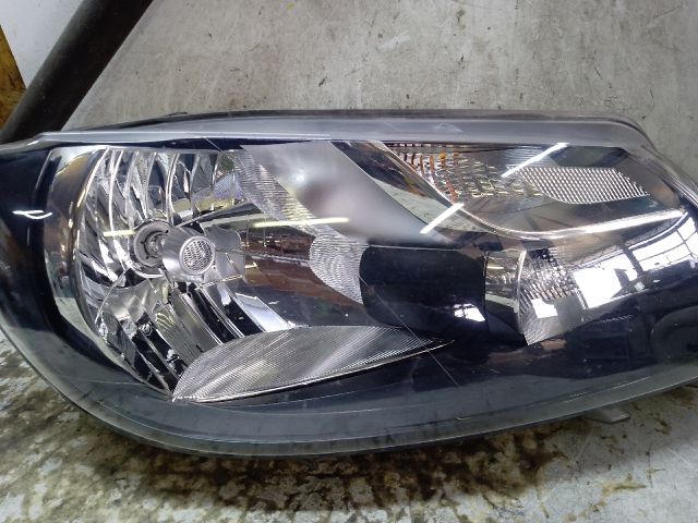 bontott VW CADDY Jobb Fényszóró