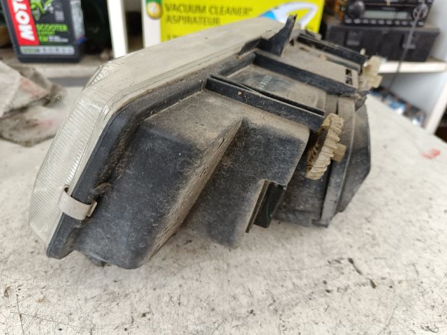 bontott VW CADDY Jobb Fényszóró