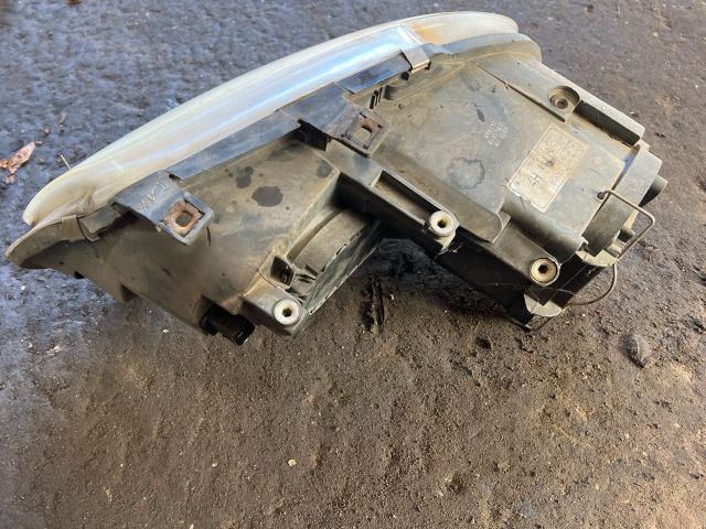 bontott VW CADDY Jobb Fényszóró