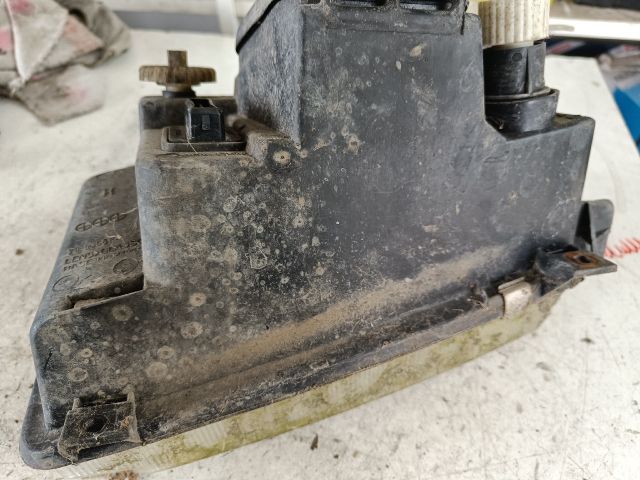 bontott VW CADDY Jobb Fényszóró