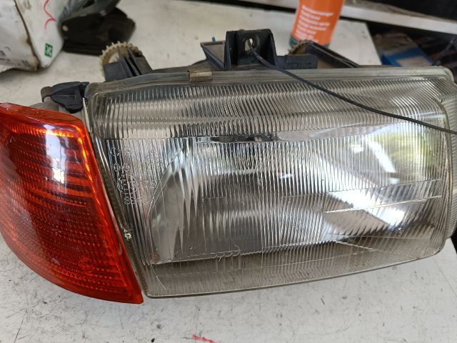 bontott VW CADDY Jobb Fényszóró