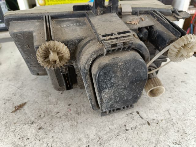 bontott VW CADDY Jobb Fényszóró