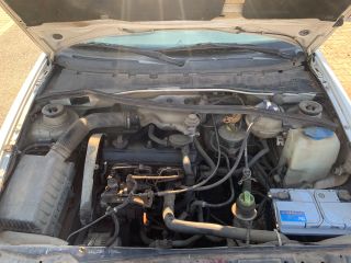 bontott VW CADDY Jobb Gólyaláb Csonkállvánnyal