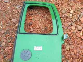 bontott VW CADDY Jobb hátsó Ajtó (Üres lemez)